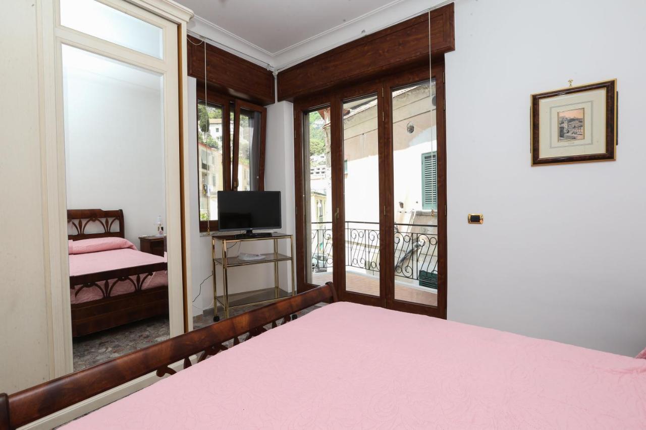 New! Casa Anna Sets In The Heart Of Amalfi Exterior foto