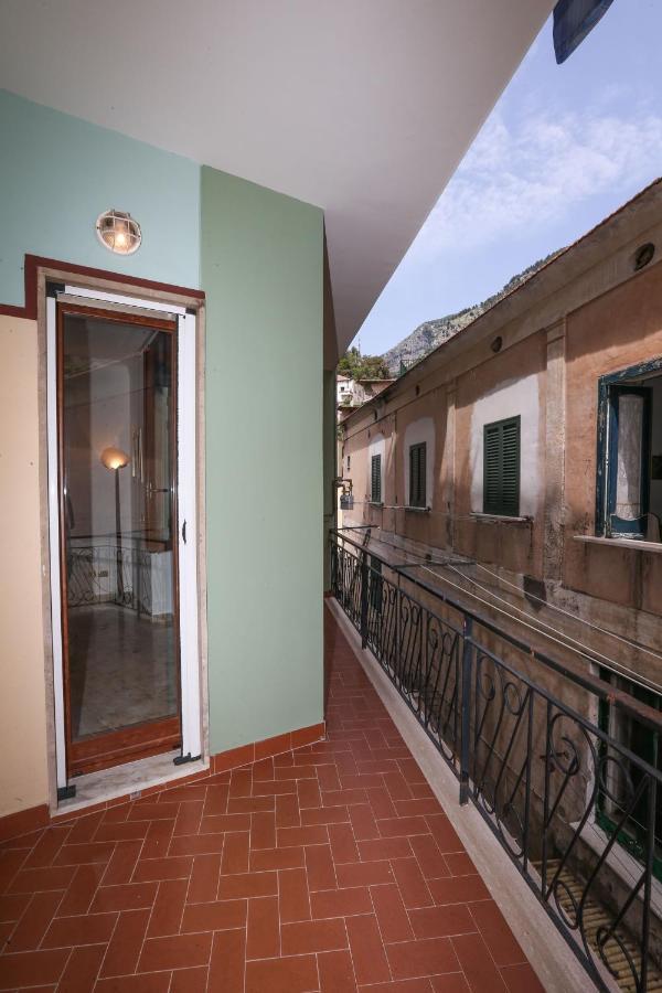 New! Casa Anna Sets In The Heart Of Amalfi Exterior foto